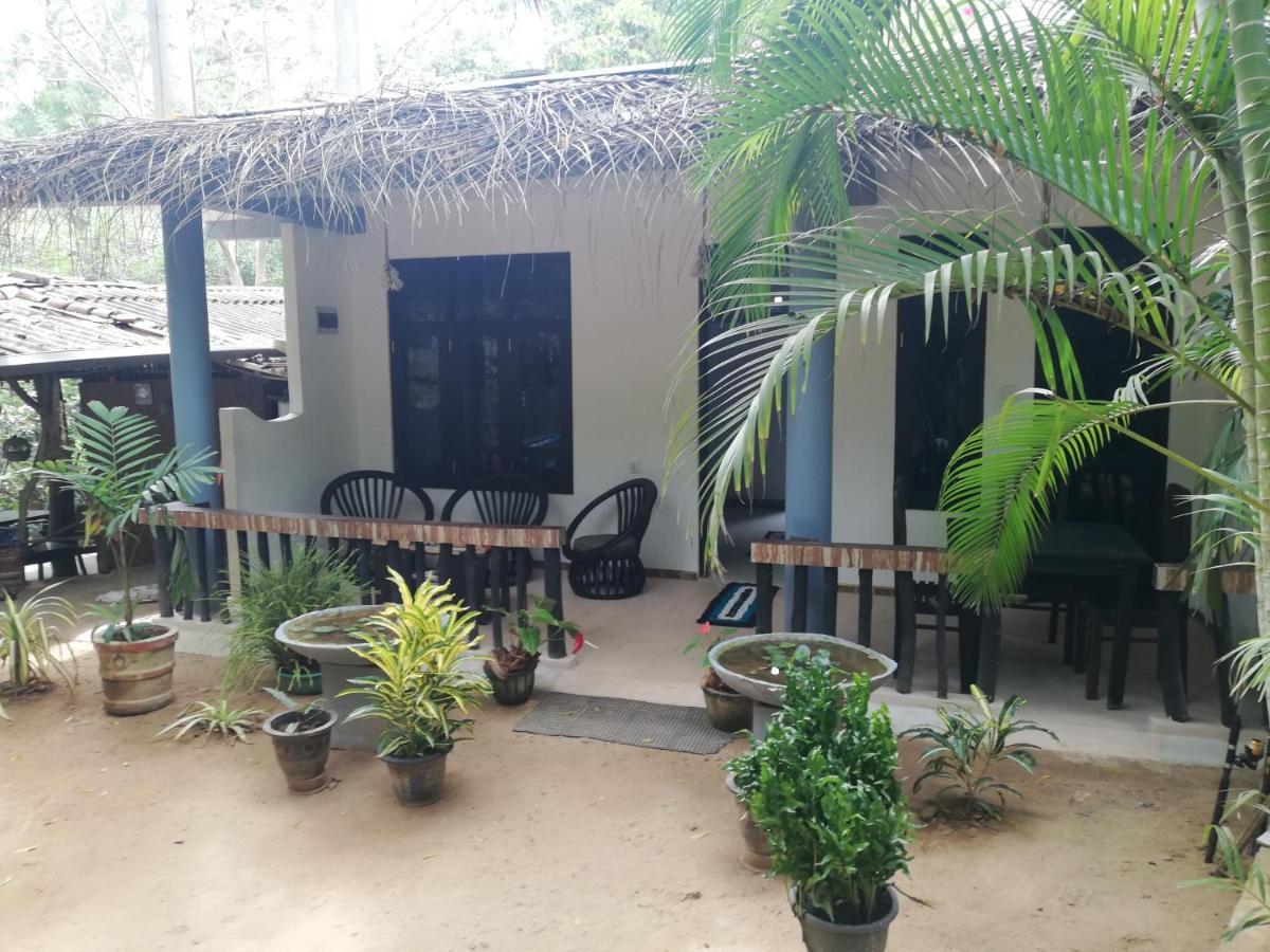 Sea Breeze Garden Otel Tangalle Dış mekan fotoğraf