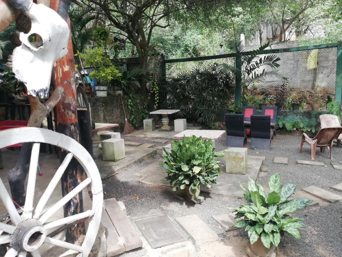 Sea Breeze Garden Otel Tangalle Dış mekan fotoğraf