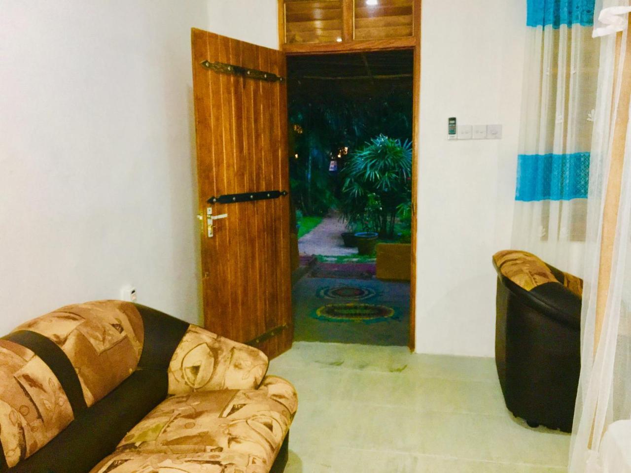 Sea Breeze Garden Otel Tangalle Dış mekan fotoğraf