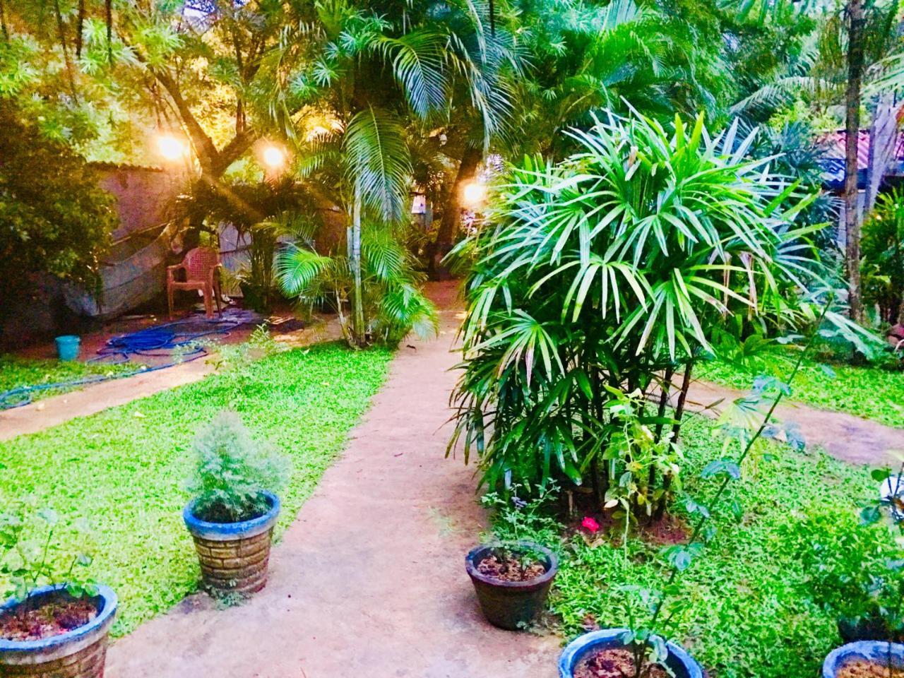 Sea Breeze Garden Otel Tangalle Dış mekan fotoğraf